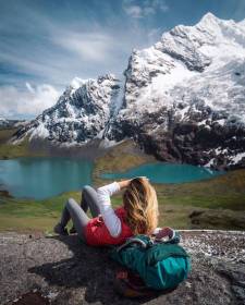 Tour to the 7 Lagoons of Ausangate