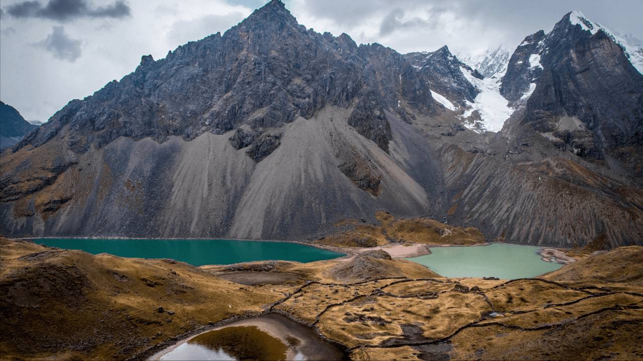 Tour to the 7 Lagoons of Ausangate
